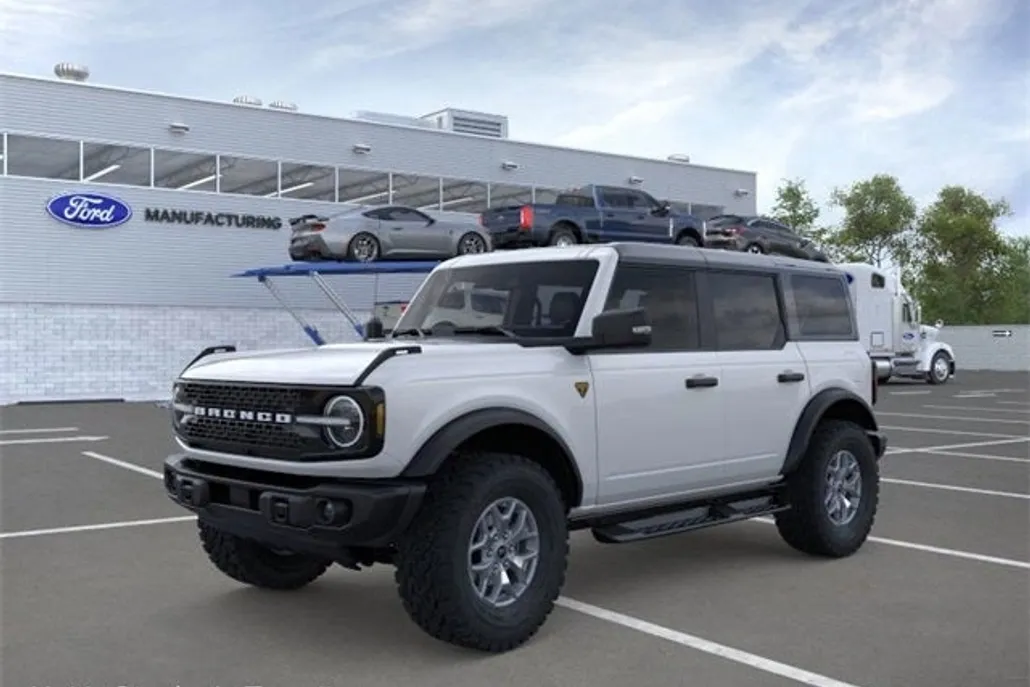 2025 Ford Bronco Badlands photo 1