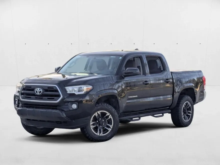 2016 Toyota Tacoma SR5 photo 1