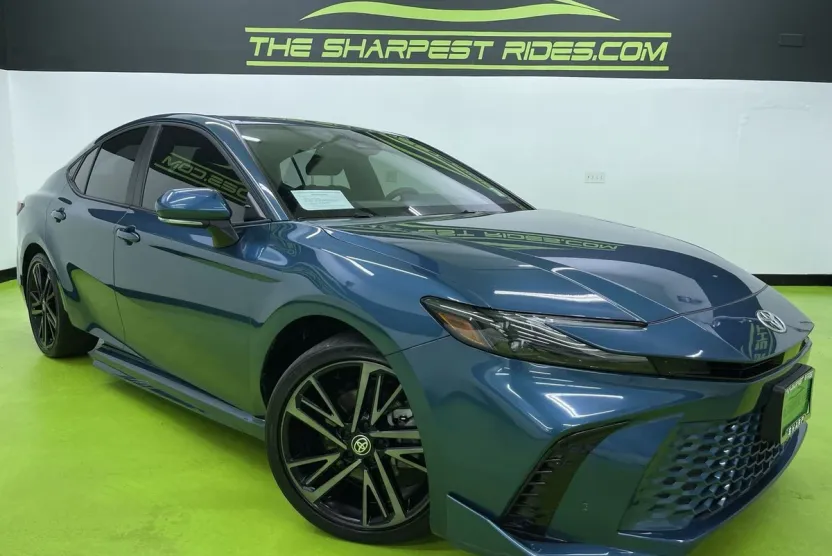 2025 Toyota Camry XSE photo 1