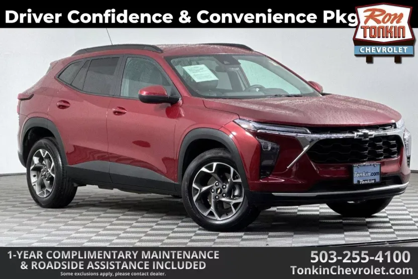 2025 Chevrolet Trax LT photo 1