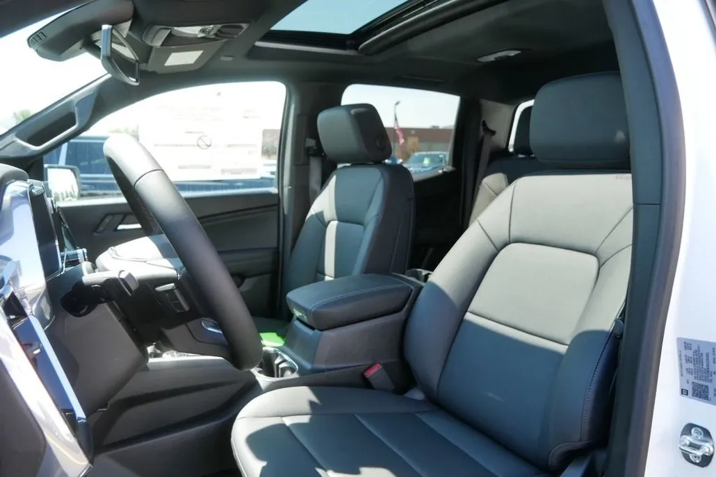 2025 Gmc Canyon Elevation photo 1