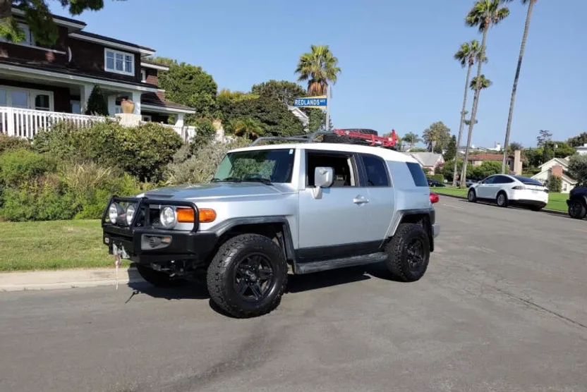 2007 Toyota FJ Cruiser photo 1