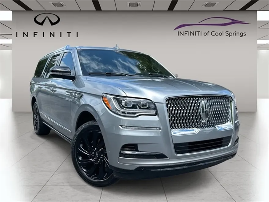 2023 Lincoln Navigator L Reserve photo 1