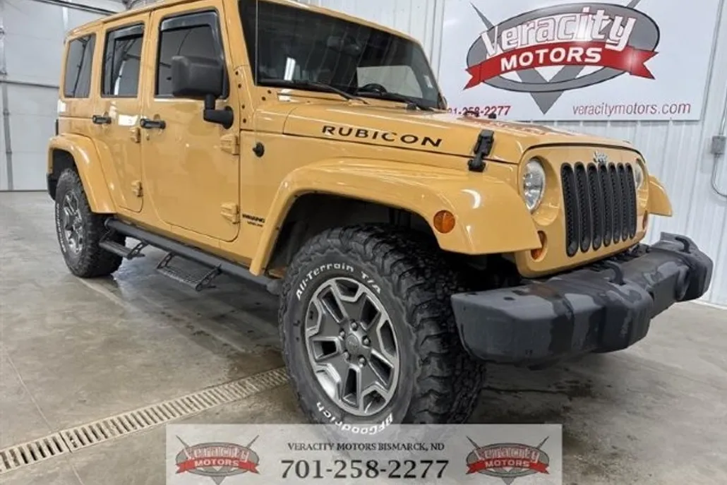 2013 Jeep Wrangler Unlimited Rubicon photo 1