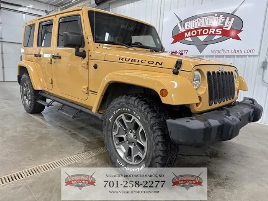 2013 Jeep Wrangler Unlimited Rubicon photo 1