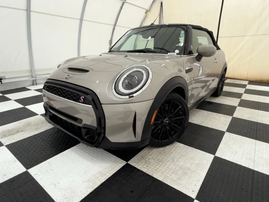 2024 Mini Cooper S Convertible photo 1