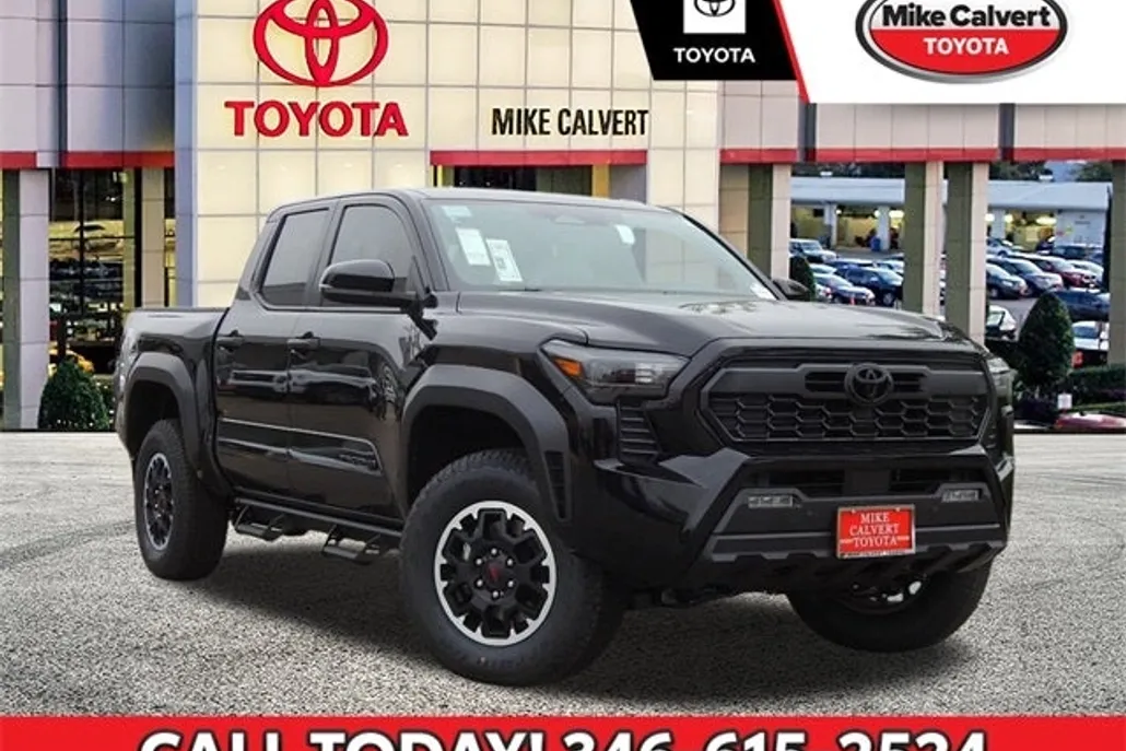 2024 Toyota Tacoma TRD Off-Road photo 1