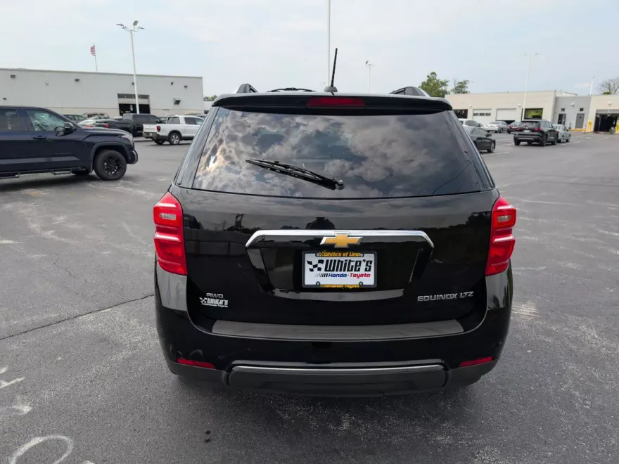 2016 Chevrolet Equinox LTZ photo 1