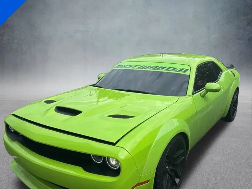 2019 Dodge Challenger R/T Scat Pack Widebody photo 1