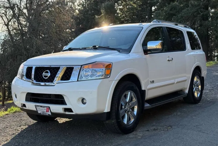 2009 Nissan Armada LE photo 1