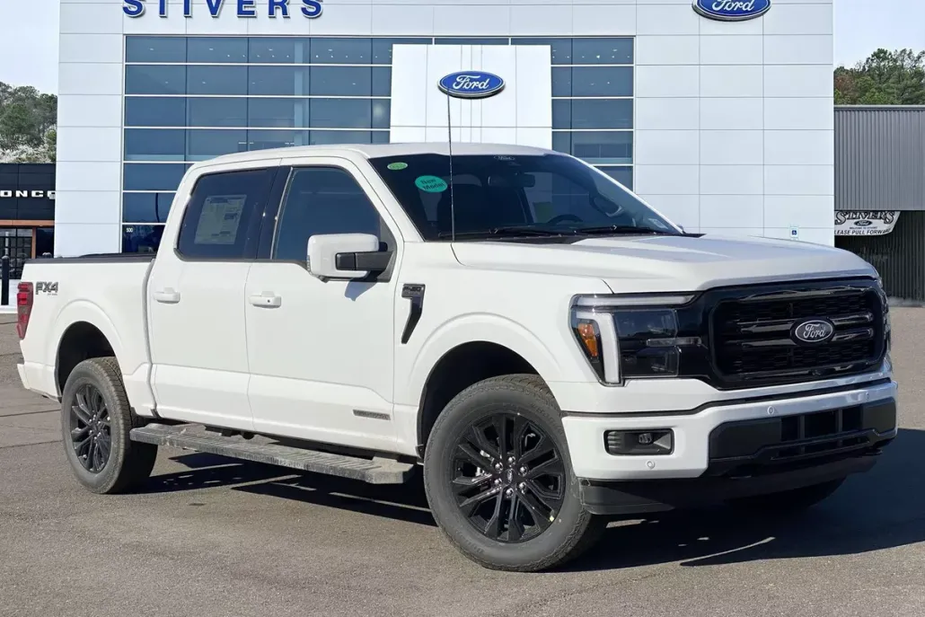 2025 Ford F-150 Lariat photo 1
