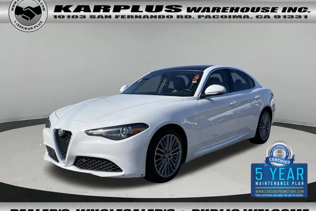 2018 Alfa Romeo Giulia Ti photo 1