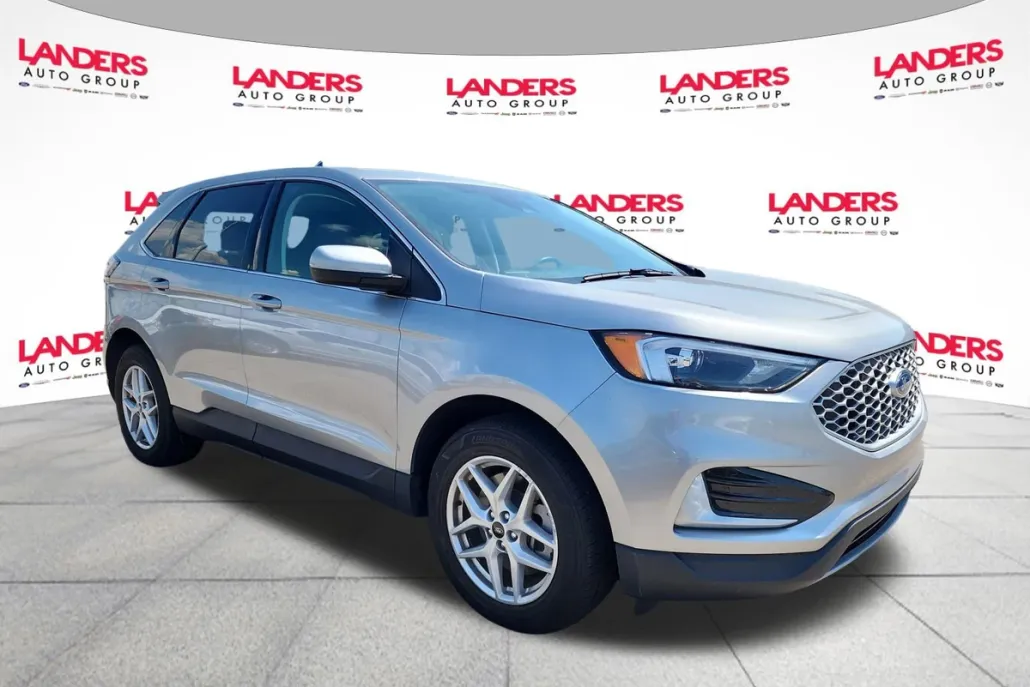 2024 Ford Edge SEL photo 1