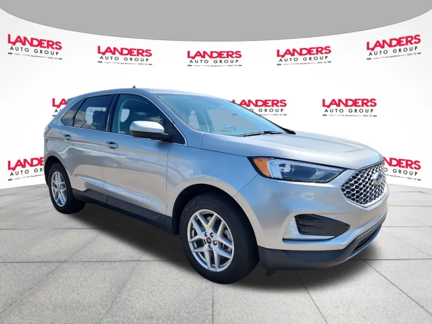 2024 Ford Edge SEL photo 1