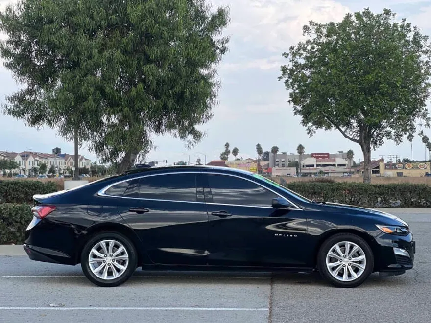 2020 Chevrolet Malibu 1LT photo 1