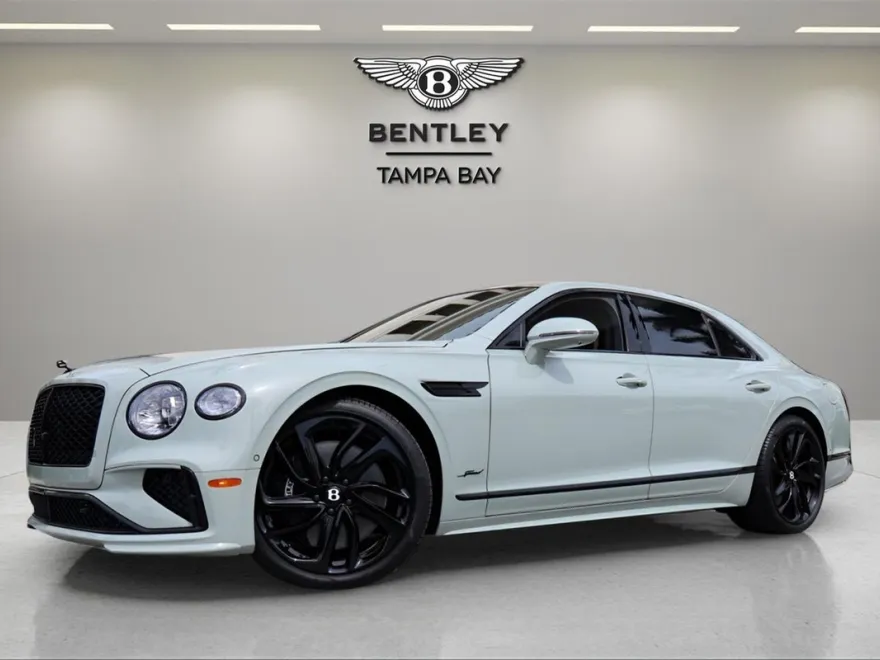 2025 Bentley Flying Spur Speed photo 1