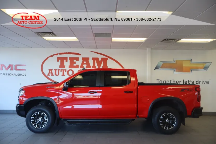 2022 Chevrolet Silverado 1500 ZR2 photo 1