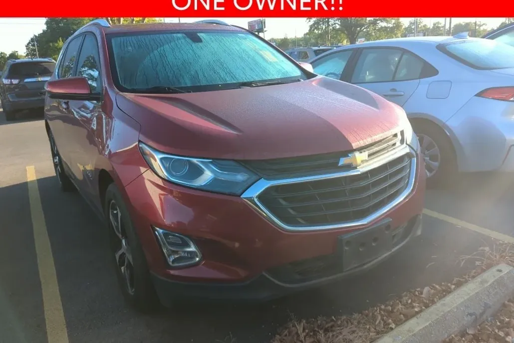 2019 Chevrolet Equinox LT photo 1