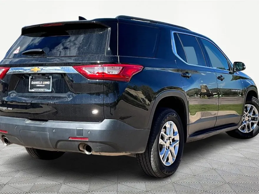 2020 Chevrolet Traverse Cloth photo 1