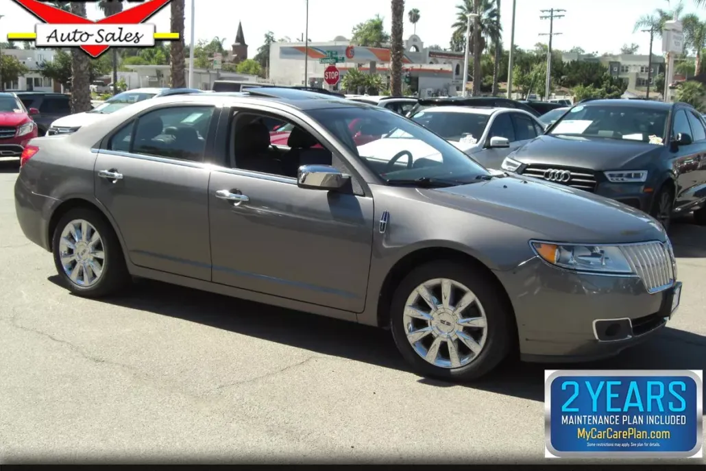 2011 Lincoln MKZ photo 1