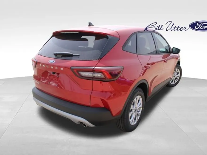 2025 Ford Escape Active photo 3