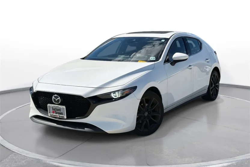 2022 Mazda Mazda3 Premium photo 1
