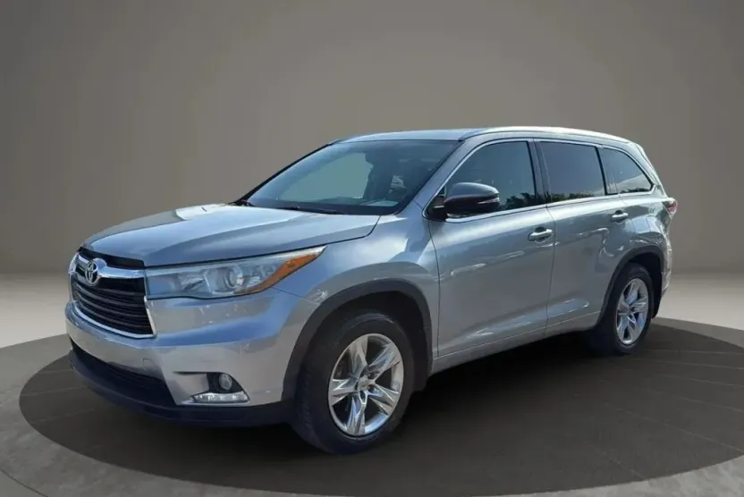 2015 Toyota Highlander Limited Sport photo 1