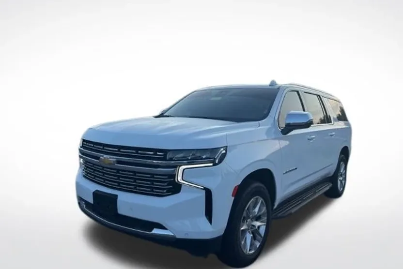 2023 Chevrolet Suburban Premier photo 1