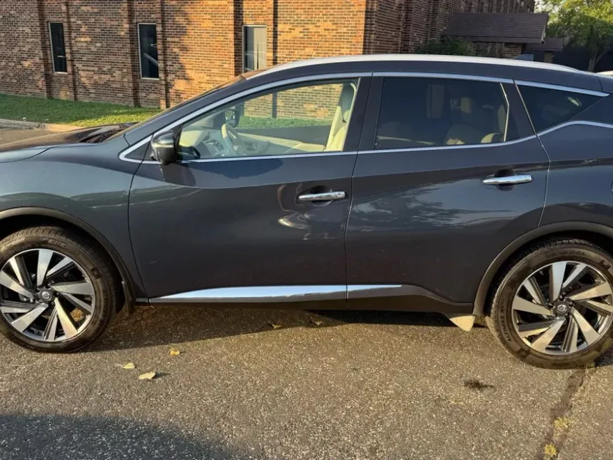 2017 Nissan Murano Platinum photo 1