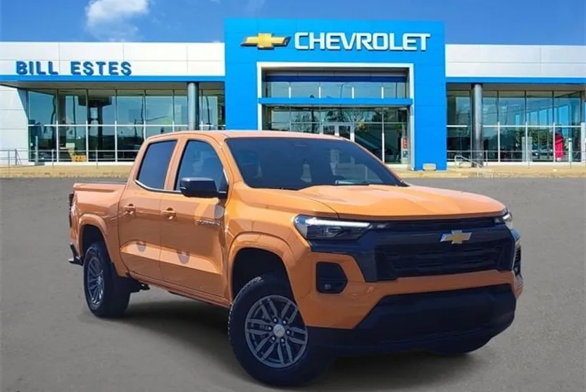 2026 Chevrolet Colorado LT photo 1