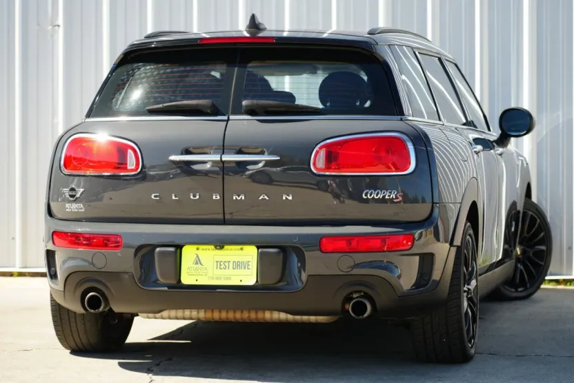 2019 Mini Clubman Base S ALL4 photo 1