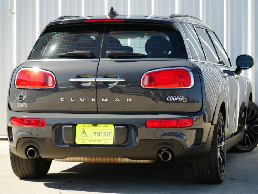 2019 Mini Clubman Base S ALL4 photo 1