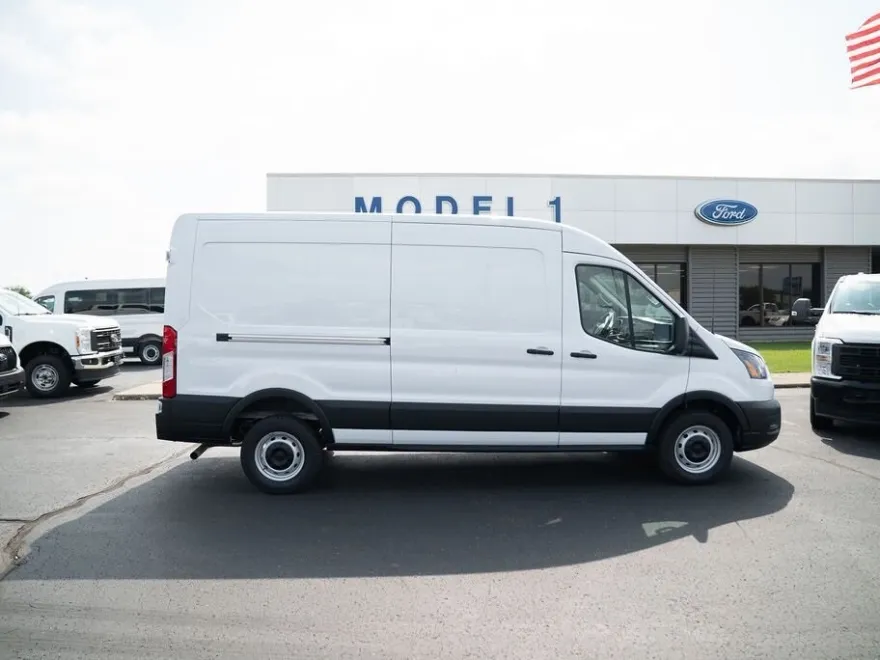 2025 Ford Transit photo 1