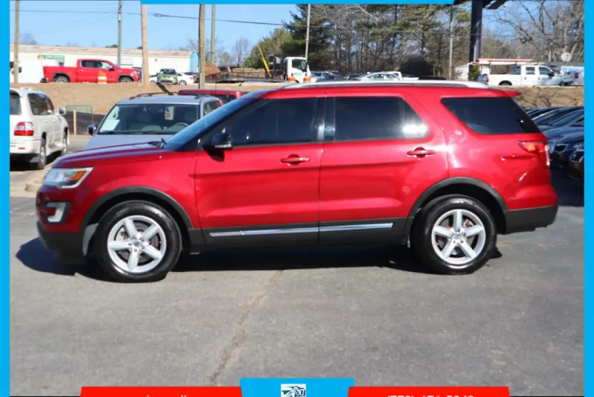 2016 Ford Explorer XLT Sport photo 1