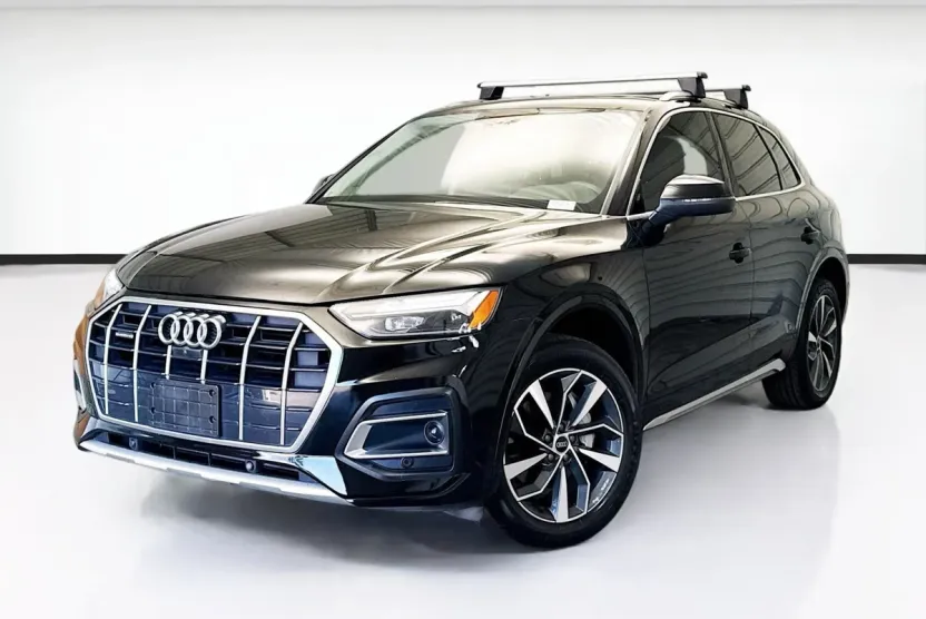 2021 Audi Q5 Premium Plus photo 1