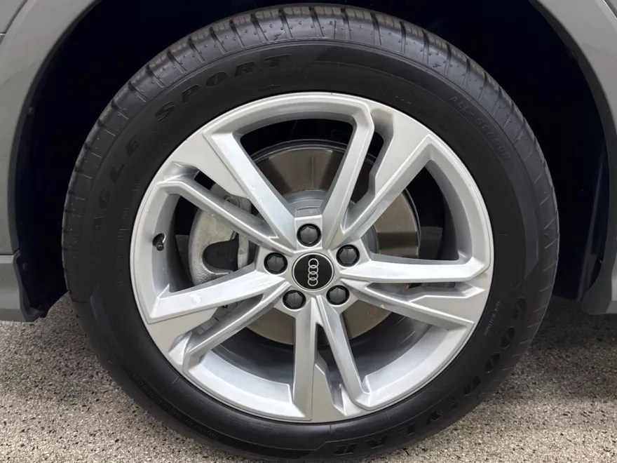 2022 Audi Q3 Premium S line photo 1