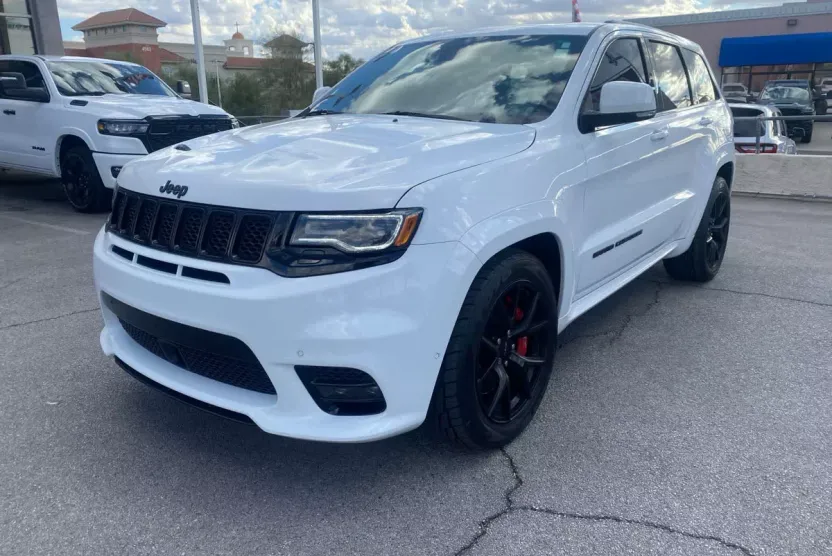 2021 Jeep Grand Cherokee SRT8 photo 1