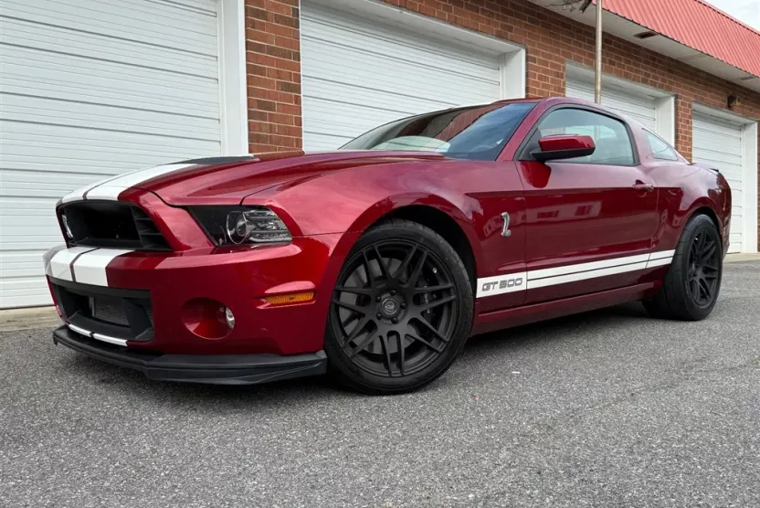 2014 Ford Mustang Shelby GT photo 1
