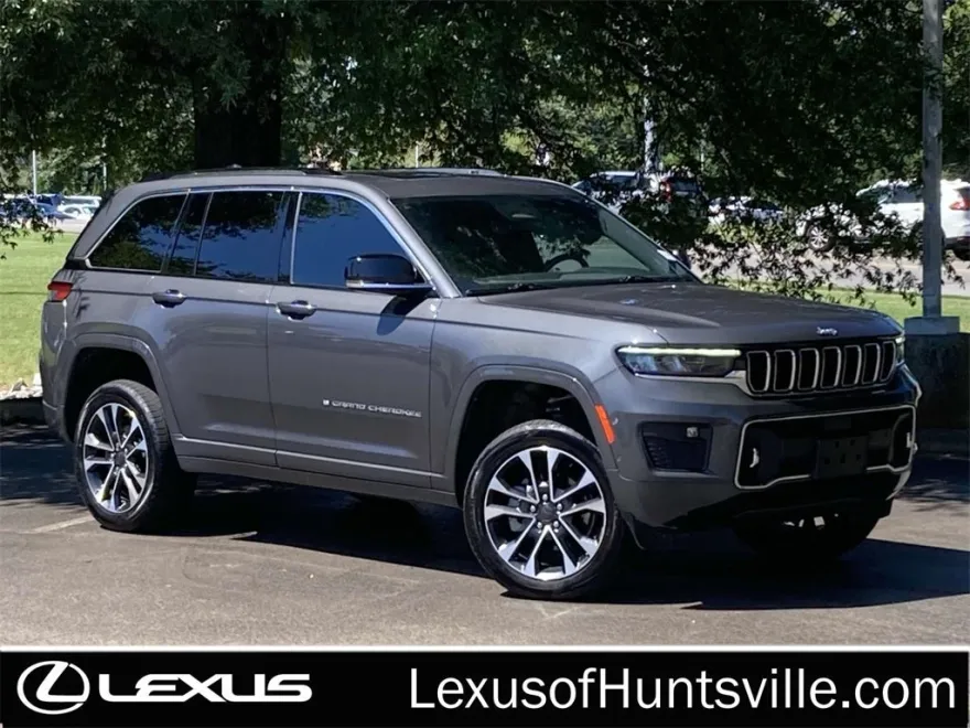 2022 Jeep Grand Cherokee Overland photo 1