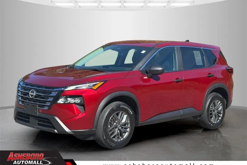 2024 Nissan Rogue S photo 1