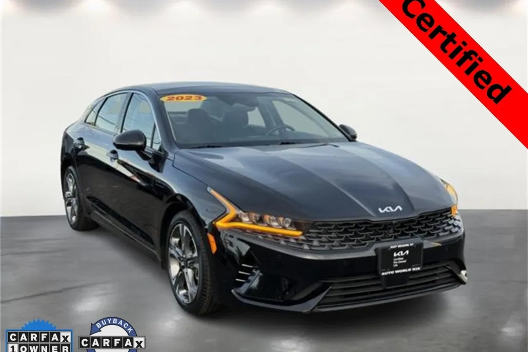 2023 Kia K5 EX photo 1