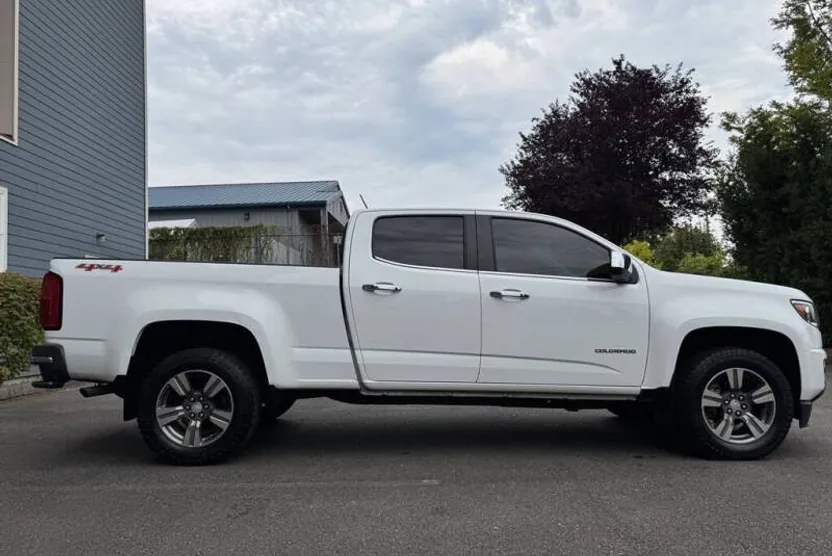 2016 Chevrolet Colorado LT photo 1