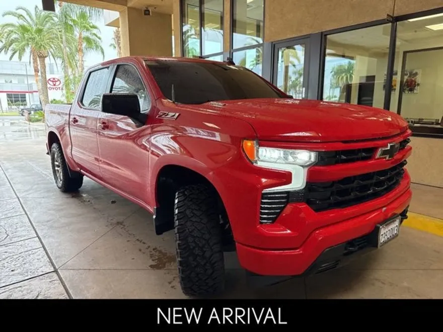 2023 Chevrolet Silverado 1500 RST photo 1