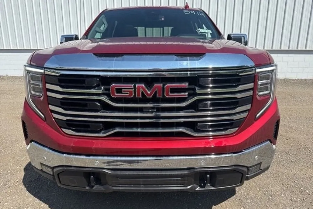 2026 Gmc Sierra 1500 SLT photo 1
