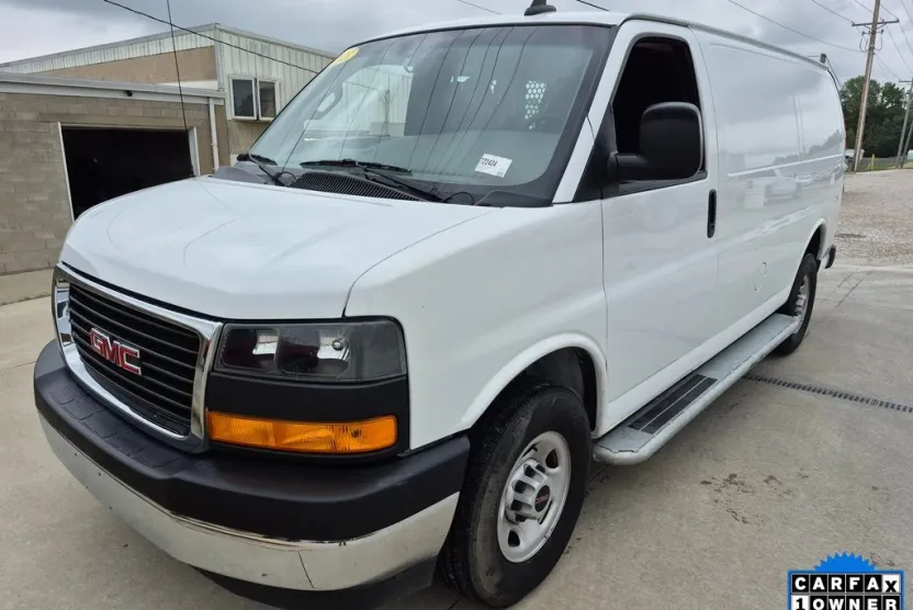 2023 Gmc Savana Cargo 2500 photo 1