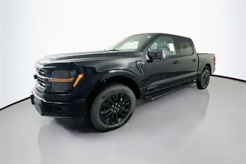 2025 Ford F-150 XLT photo 2