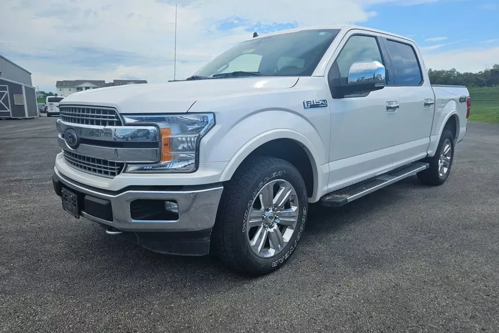 2019 Ford F-150 Lariat photo 1