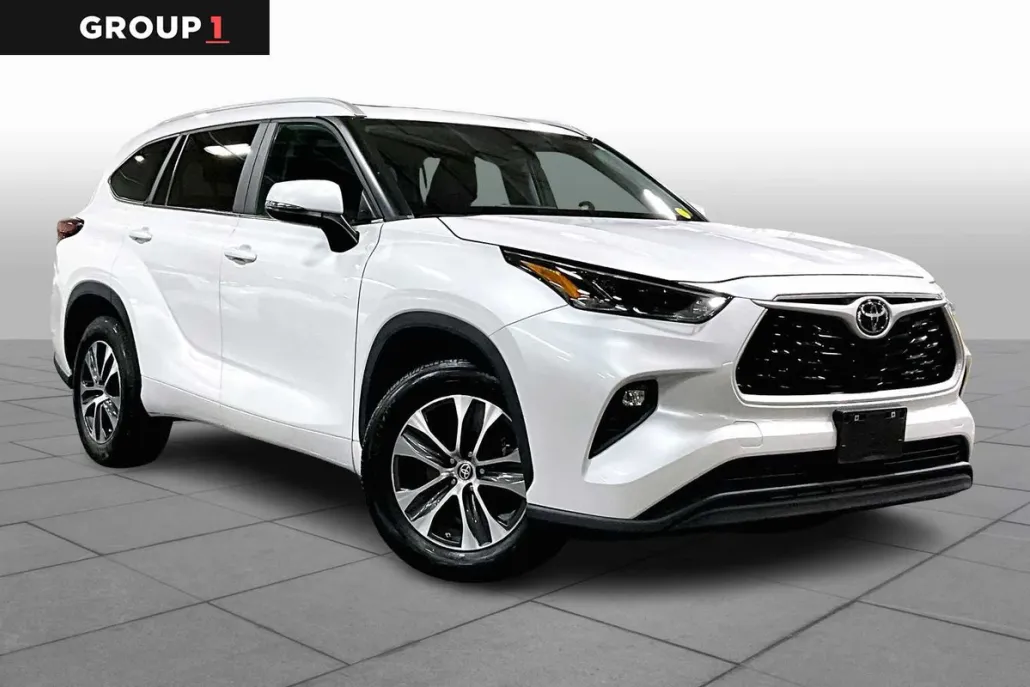 2023 Toyota Highlander Limited Platinum XLE XSE photo 1