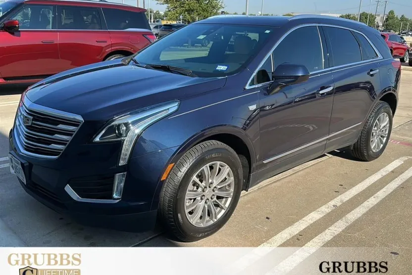 2017 Cadillac XT5 Luxury photo 1