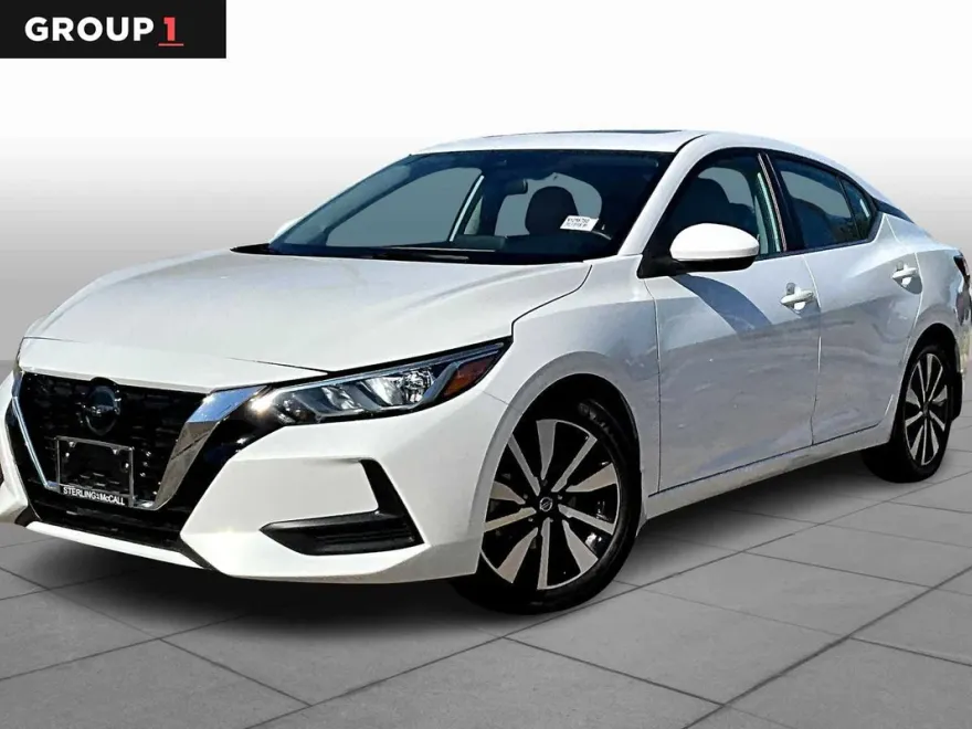 2022 Nissan Sentra SV photo 1